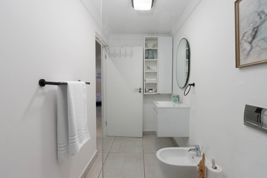 3 Bedroom Property for Sale in Paardevlei Western Cape